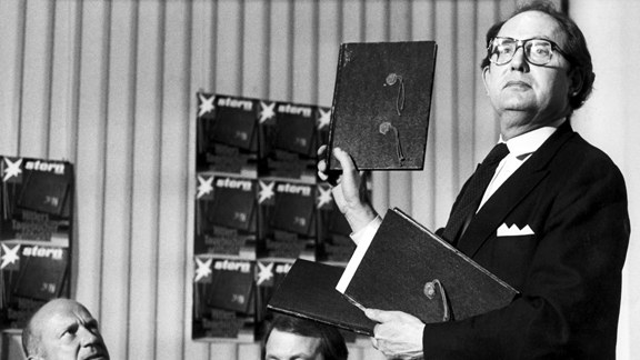 hitler-diaries-announcement-580